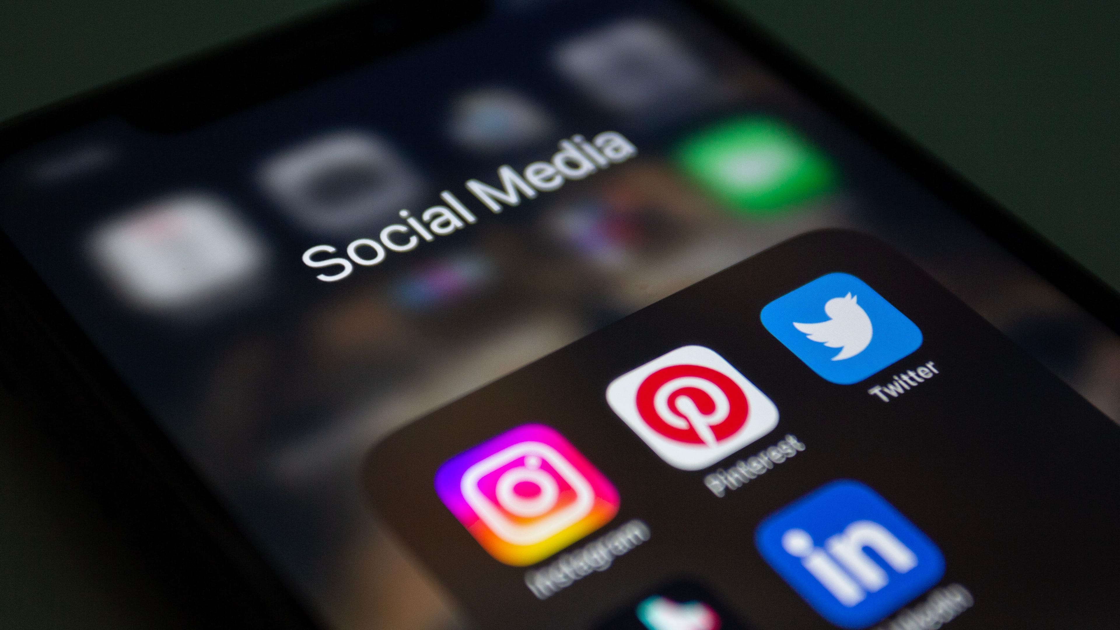Social Media Marketing & Management